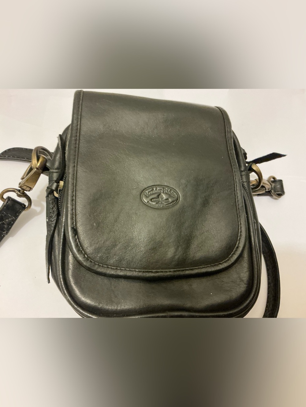 Boulder Ridge Black Leather Men’s Shoulder Belt Bag with Subtle Logo